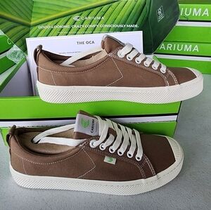 Cariuma OCA burnt Sand mushroom canvas contrast thread Sneaker shoes W9.5 M8